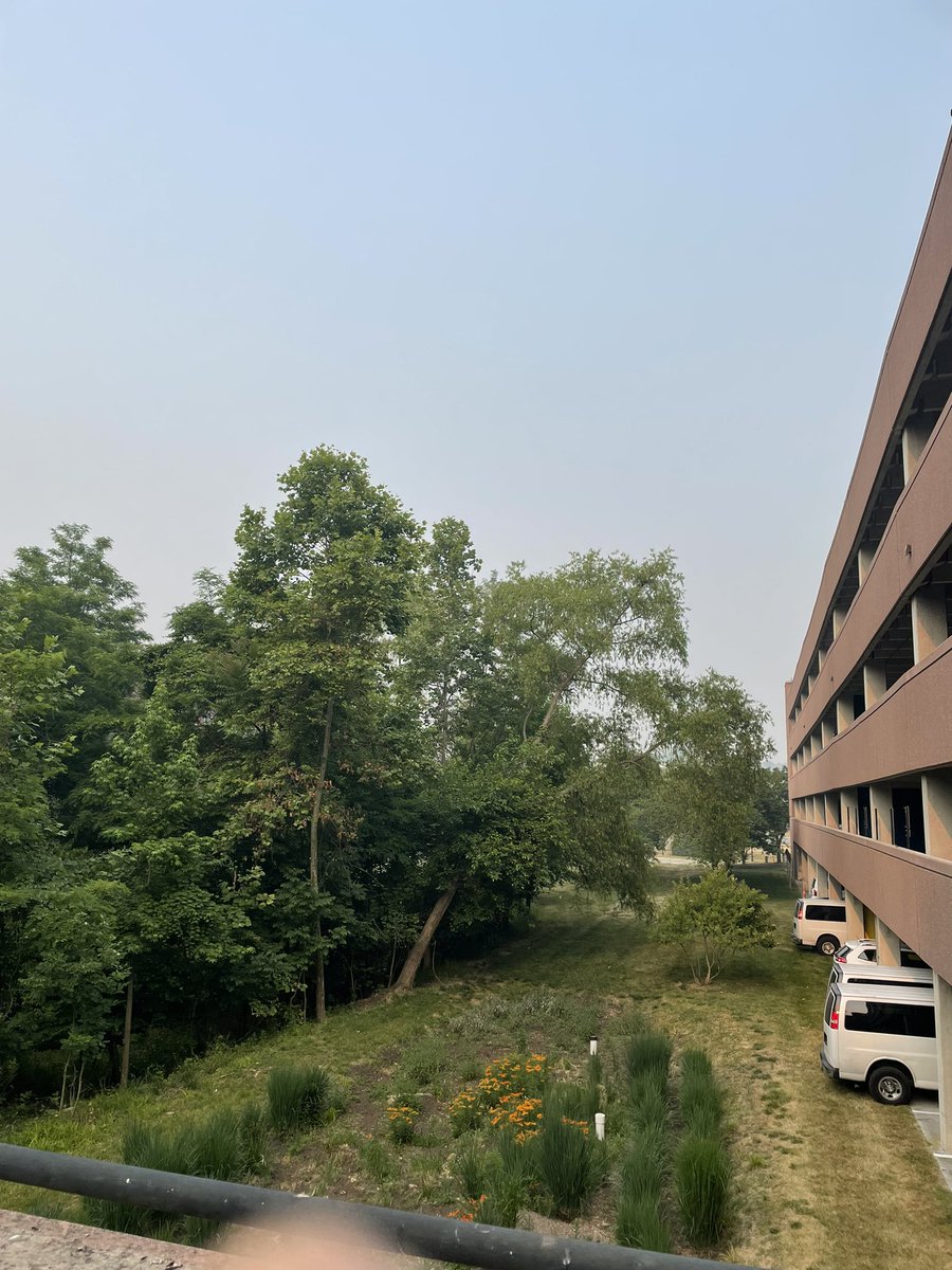 cchulos's tweet photo. The @TowsonU Liberal Arts Building looks great in today’s red hue thanks to the Canadian wildfire smoke. Stay safe! https://t.co/ogTdQfNVDw