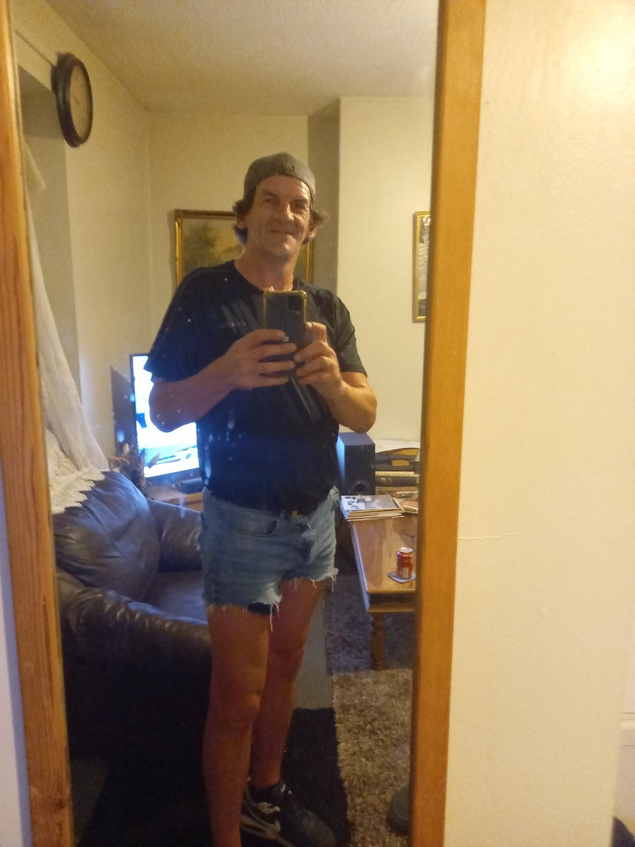 Good morning most wonderful Tweeters, sorry its so early 02:38am just been out for a jog up around my usual route alot more easier in the darkness not only that, it's the best I've done so far, have a super weekend loves you 1000s Tyrone xx🏴󠁧󠁢󠁷󠁬󠁳󠁿🏃🚲🎣🥰😍❤️😊🙏👍💋