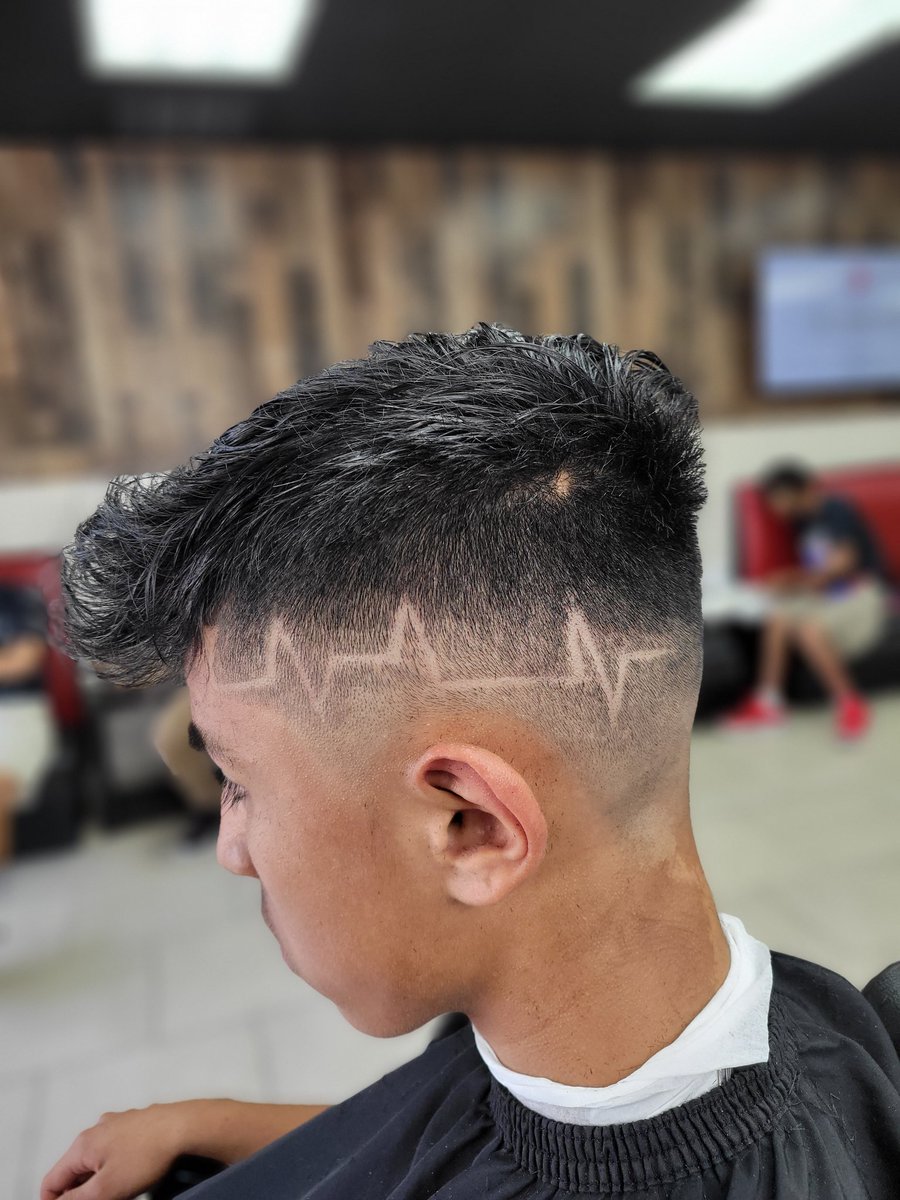 c_cuz3's tweet image. #Arlingtontxbarber #FadeGame