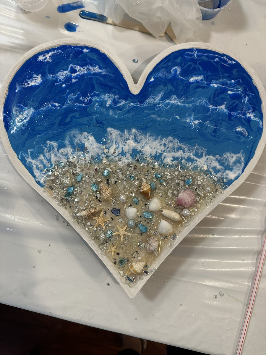 Crafting with these beauties ❤️. <a href="/DecaroJill/">Jill Gualtier-DeCaro</a> <a href="/JDeC64/">Jill</a> <a href="/Jill71460/">Jill Robin Block Cali</a> <a href="/mljodrey/">Marjorie L Jodrey-OB BOE</a>