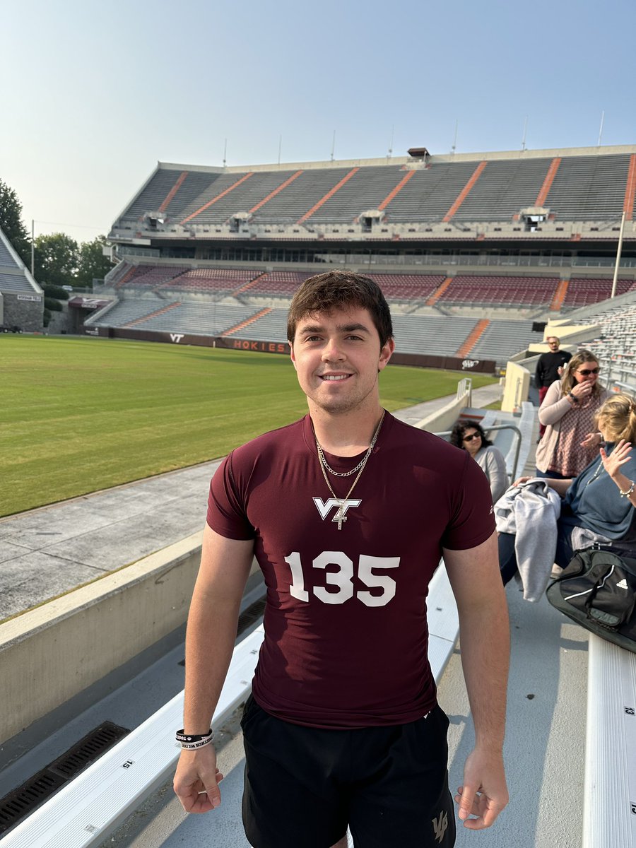 _MattMartino's tweet photo. Had a great day at Virginia Tech’s specialist camp today. #gohokies https://t.co/pReCcBKkJp