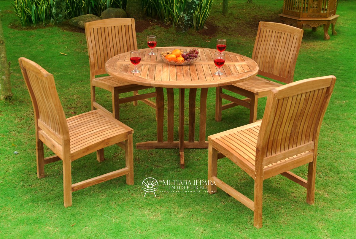 MutiaraTeakID's tweet photo. Enjoy Your Time with our awesome Dining Set Collection.

Made with quality materials and a high level of precision, it's perfect for gathering all the loved ones.

#outdoordiningtable #alfrescodining #patiodining #summertable #outdoorentertaining #backyarddining #gardenparty https://t.co/NassGVTDNQ