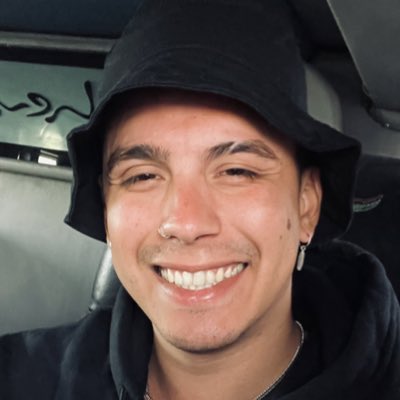 eze_cantero's tweet photo. #NuevaFotoDePerfil https://t.co/ih4ABvN5KO