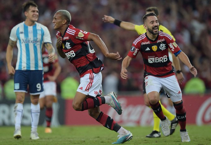 FyJVjscXgAEQrby?format=jpg&name=small