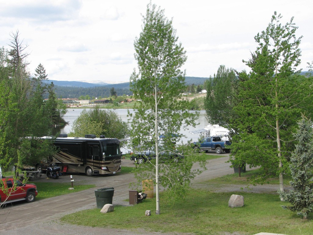 RVCanad's tweet image. While full time RVing can be an incredibly rewarding experience, it's important to be aware of the challenges that come with this lifestyle.

Read more 👉 lttr.ai/ACqJm

#ArticleExplores #RvLifestyle #FullTimeRvingCanada #RVLifestyle #RVingInCanada #FullTimeRVLiving