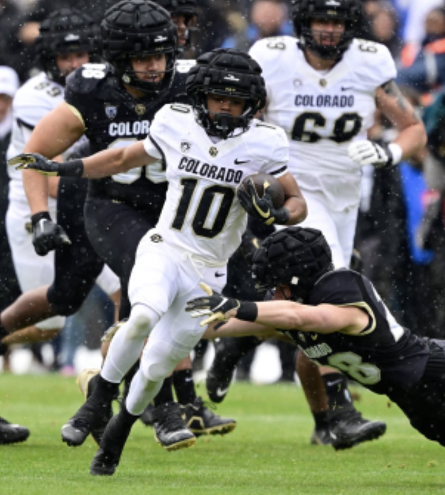 #AGTG After a great conversation with <a href="/CoachBartolone/">Brett Bartolone</a> I am blessed to receive an offer from the university of Colorado <a href="/DeionSanders/">COACH PRIME</a> <a href="/TheHC_CoachLew/">🔴 Sean Lewis ⚫️</a> <a href="/CoachTroop3/">elite_Threatz</a> <a href="/JaySaff85/">Jermaine Saffold</a> <a href="/OJsimpso32/">OJ Simpson</a> <a href="/SkysTheLimitWR/">Margin Hooks</a> <a href="/CoachMalone816/">Drew Malone</a> <a href="/CoachPoe1914/">Coach Poe *Trenches Reloaded *</a> <a href="/CoachJB15/">Josiah Blandin</a> <a href="/CoachReneMedina/">Rene Medina</a> #SkoBuffs #WeComing