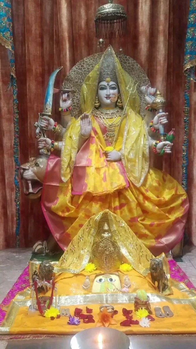 YADAV_JI_R's tweet photo. माँ 🙏🙏 https://t.co/zj2pdY8N3G
