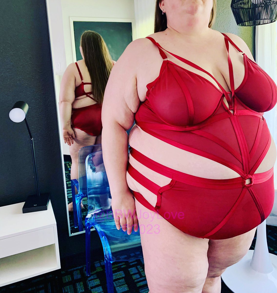 bbwjoylove's tweet photo. Strappy little outfit…
#bbw #bbwlove #bbwappreciation #bbwadmirer #bbwqueen #bbwgoddess #bbws #bbwbelly #bbwsexy #sexybbw #curvy #curvygirl #curves #curvesaresexy #curvesarebeautiful #bigandcurvy #bigandbeautiful #bigandsexy https://t.co/4HZI7JMp0t