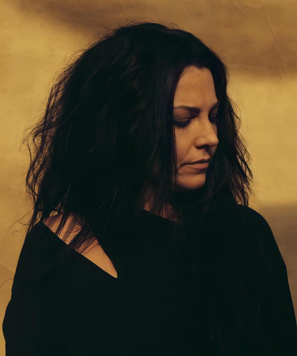 DeborahFallon18's tweet photo. #amylee #evanescence #follo4folloback #FolloForFolloBack https://t.co/bs8q5cOCs3