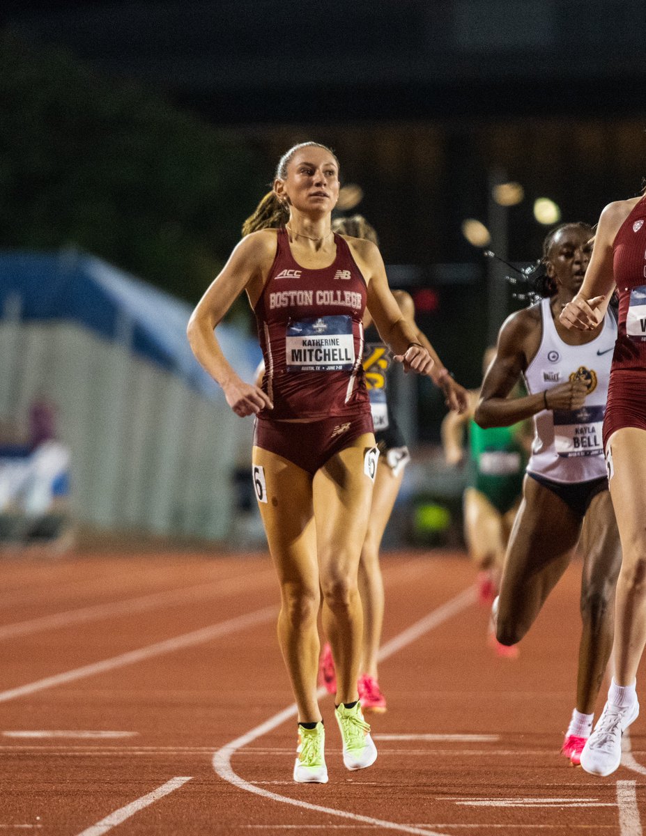 BCXC_TF's tweet photo. WHAT A RACE!

Kate Mitchell ADVANCES to Saturday's 800m final
- Places second in her heat (2:02.18) to advance automatically
- Final is set for Saturday at 10:14 pm ET/9:14 pm local

⏱️ https://t.co/zZvncaDhwq

#ForBoston https://t.co/WDpeXAjrSX