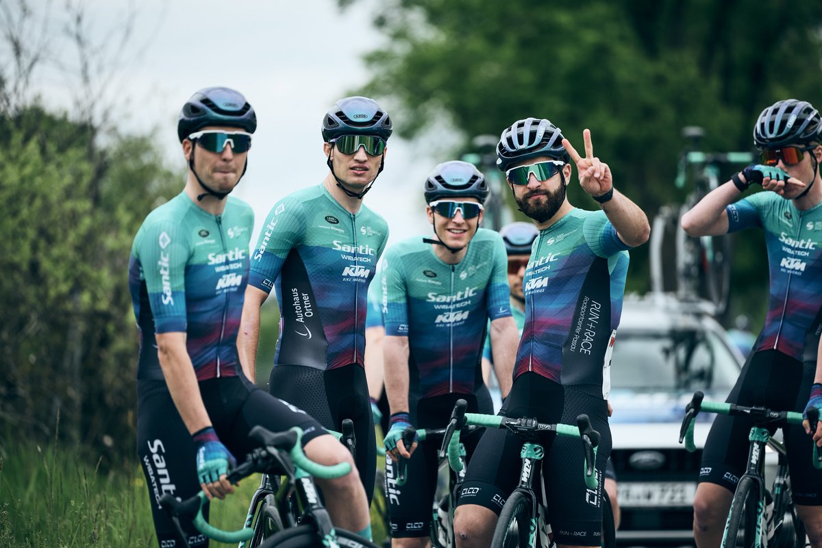SanticCycling's tweet photo. Training ride with Team Santic Wibatech in German
#santic #cycling #cyclingclothes #procycling #cyclingapparel https://t.co/MZyPzubrLj