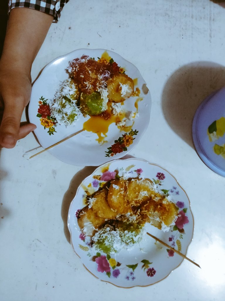 nyenal, nyenil, nyenul, nyenel, nyenol