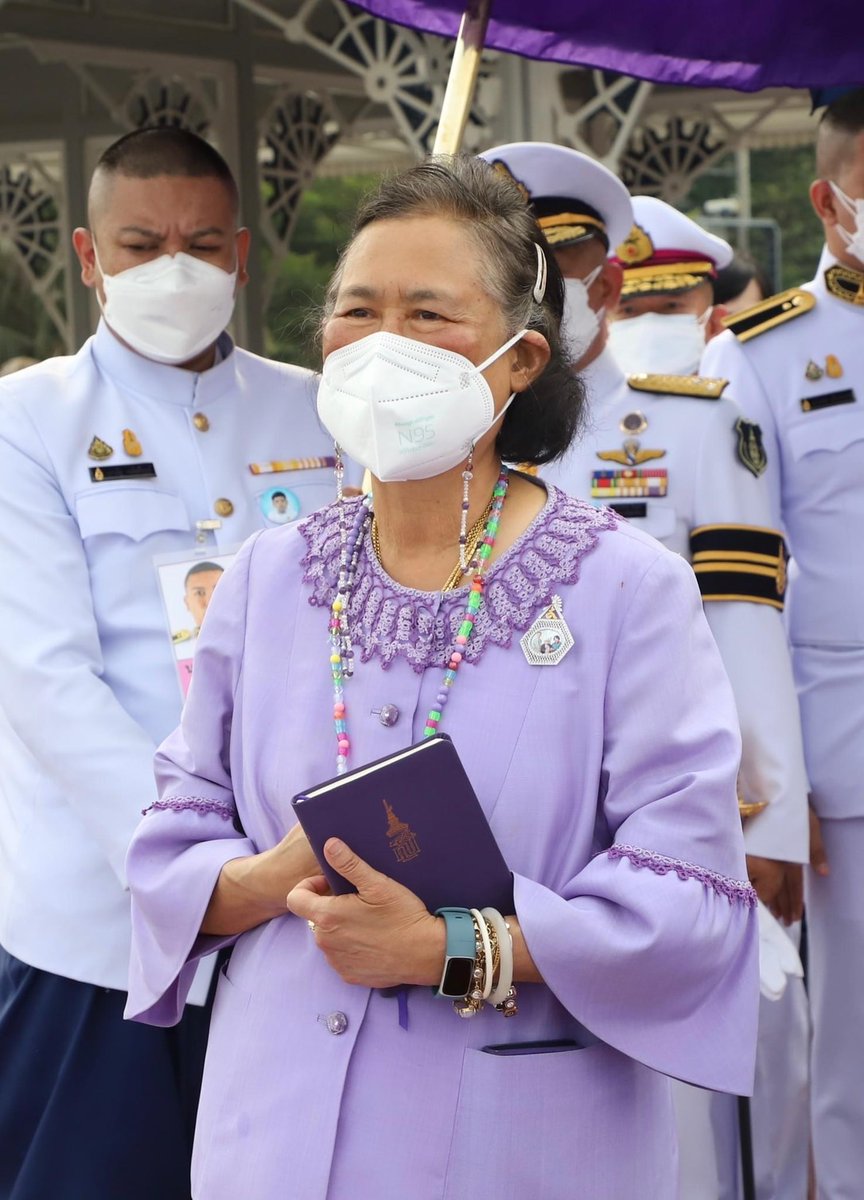 HupzdNM9qWxEwUq's tweet image. สมเด็จพระกนิษฐาธิราชเจ้า กรมสมเด็จพระเทพรัตนราชสุดา ฯ สยามบรมราชกุมารี เสด็จพระราชดำเนินไป ทรงบำเพ็ญพระราชกุศล ปล่อยพันธุ์สัตว์น้ำ เนื่องในโอกาสวันคล้ายวันพระราชสมภพ วันที่ ๒ เมษายน ๒๕๖๖ ณ ท่าวาสุกรี เขตดุสิต กรุงเทพมหานคร 75