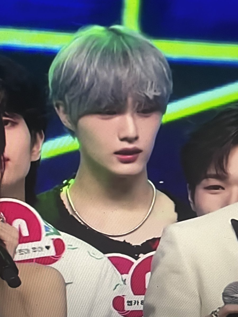 remisu24's tweet photo. Y’all who is this ?? https://t.co/TzXBfxSftz