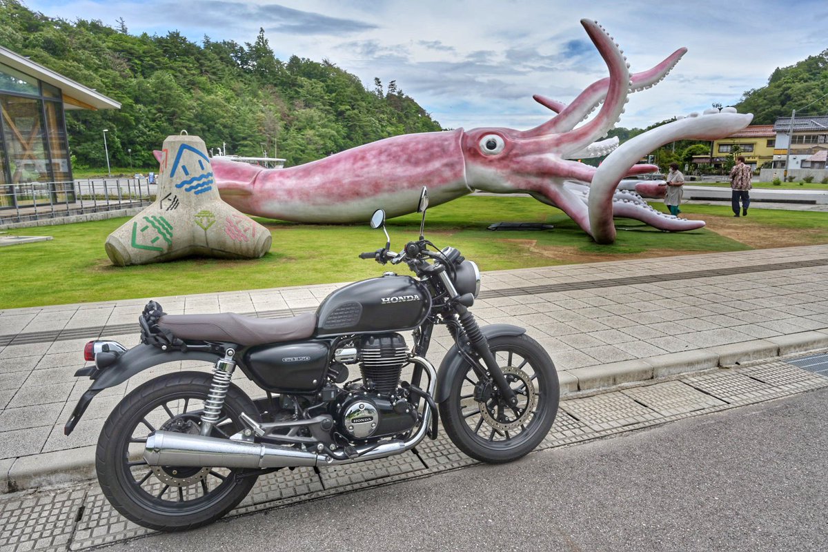 HyperOffroader's tweet image. 遂に来たかった、イカの駅つくモールに🙌😊
#GB350
#イカの駅つくモール