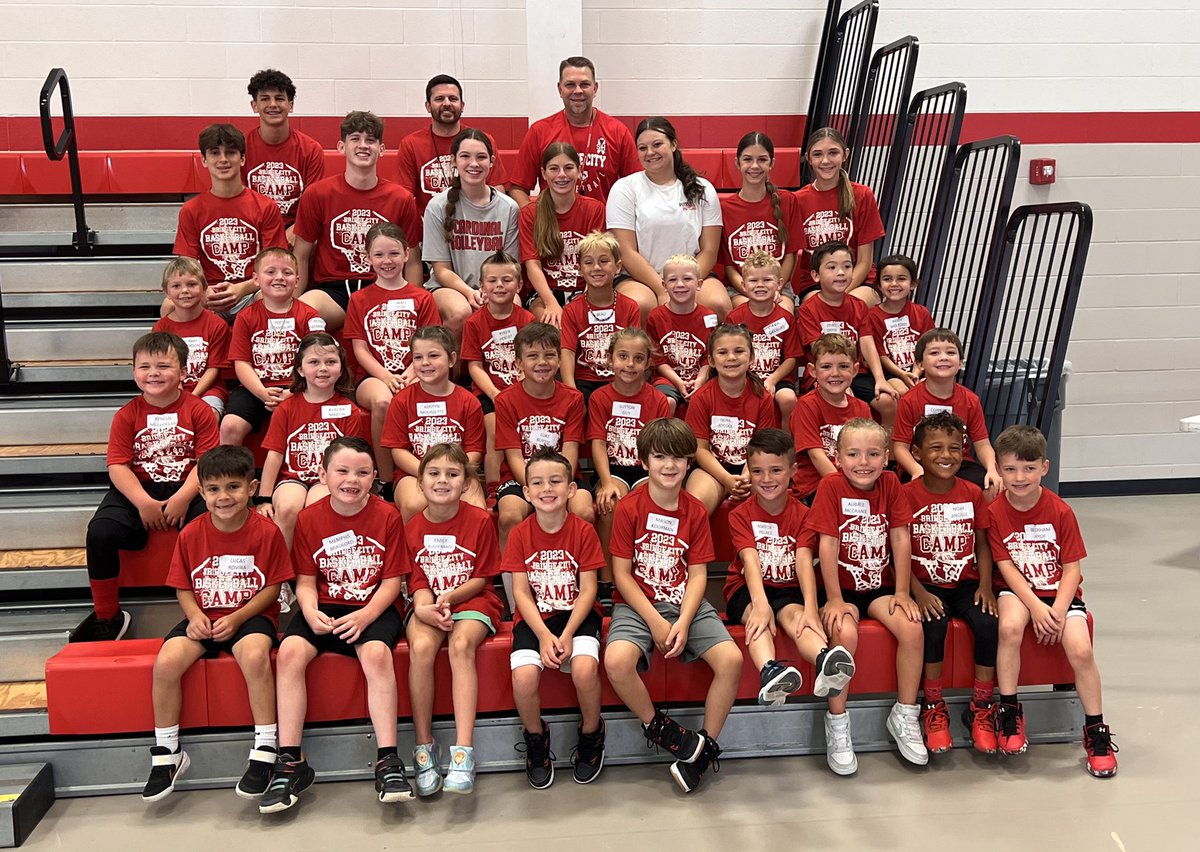 Basketball Camp 2023 was a success!  Thanks to all our campers, it was a fun week 🏀
#GoBigRed
