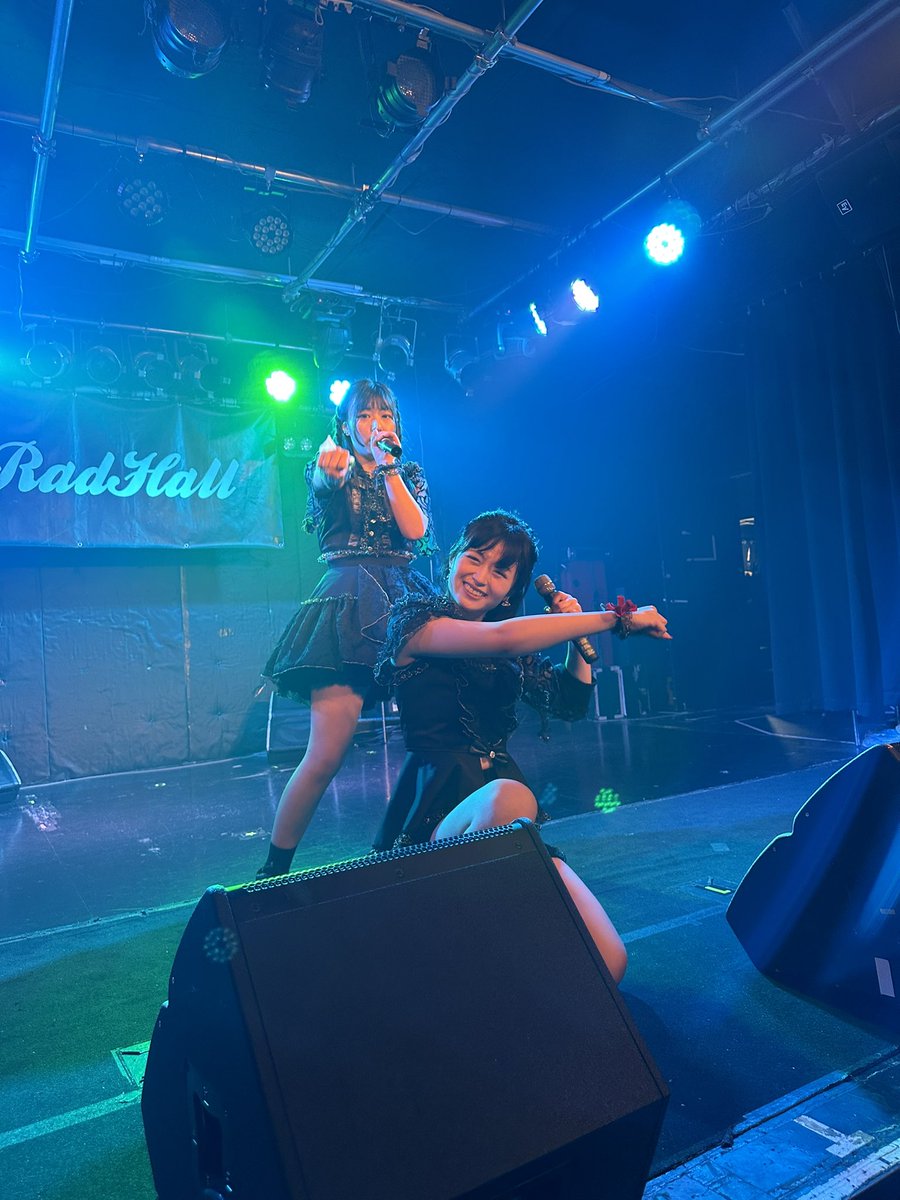 kohaku1981's tweet photo. 名古屋へ‼︎とうとう来てしまった
６月９日…白か黒か…存続か解散か…
こんな複雑な気持ちで名古屋行くのは初めてだな…「カミノリアル」の集大成しっかり目に焼き付けてきます‼︎
どんな結果になろうとカミノリアル出会え事は間違いなく人生で最高な出来事です。
さぁ‼︎いざっ‼︎
#カミノリアル https://t.co/XlFzpy9oZK