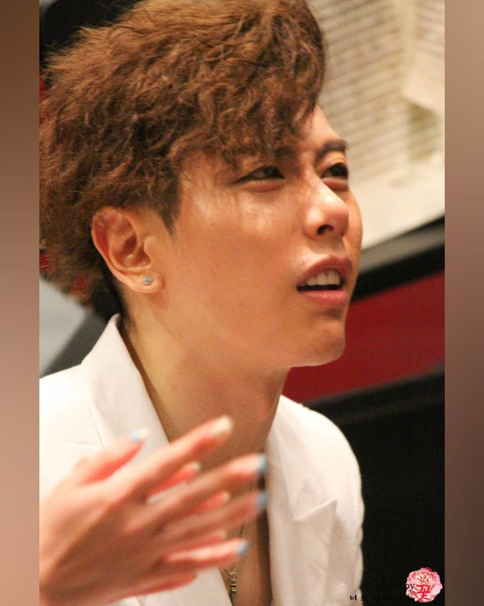 editha_park's tweet photo. Thank God it's Friday!! 💚🌳 
#ParkHyoShin #Captain #Soultrees 📸Ctto https://t.co/txH1BoR98j