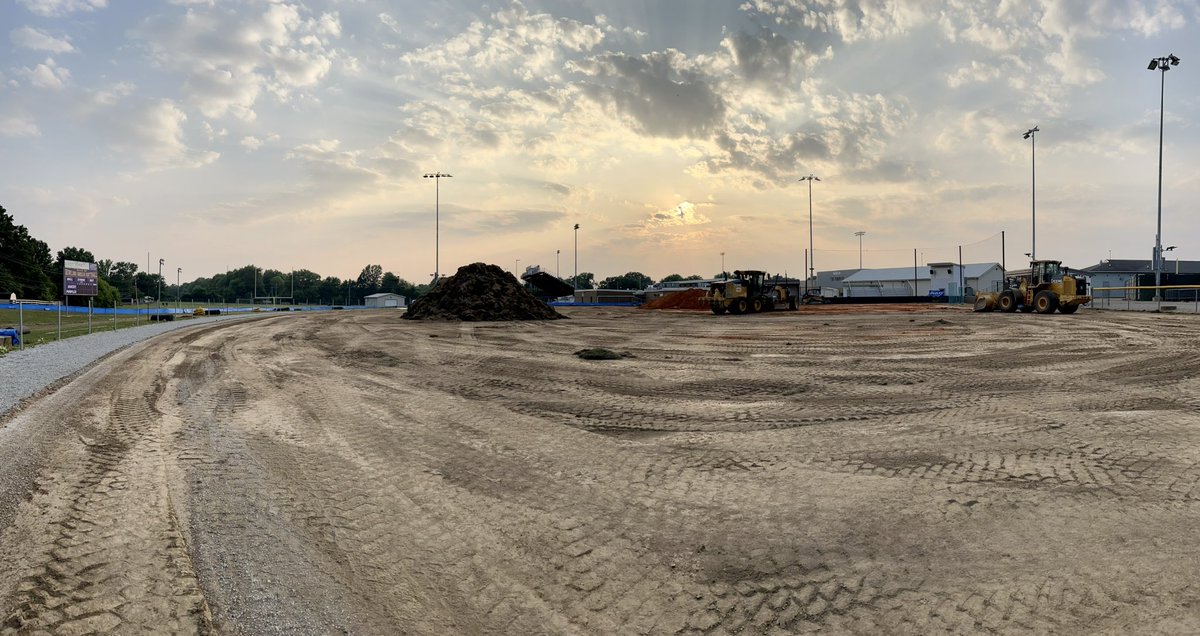 Bgjhs_Softball's tweet photo. Excited for the next era of @PurplesSoftball! Today the sun set on great memories of this field. New ones ready to be made! 💜💛💜🥎💜💛💜 https://t.co/hGTmbHNmLF
