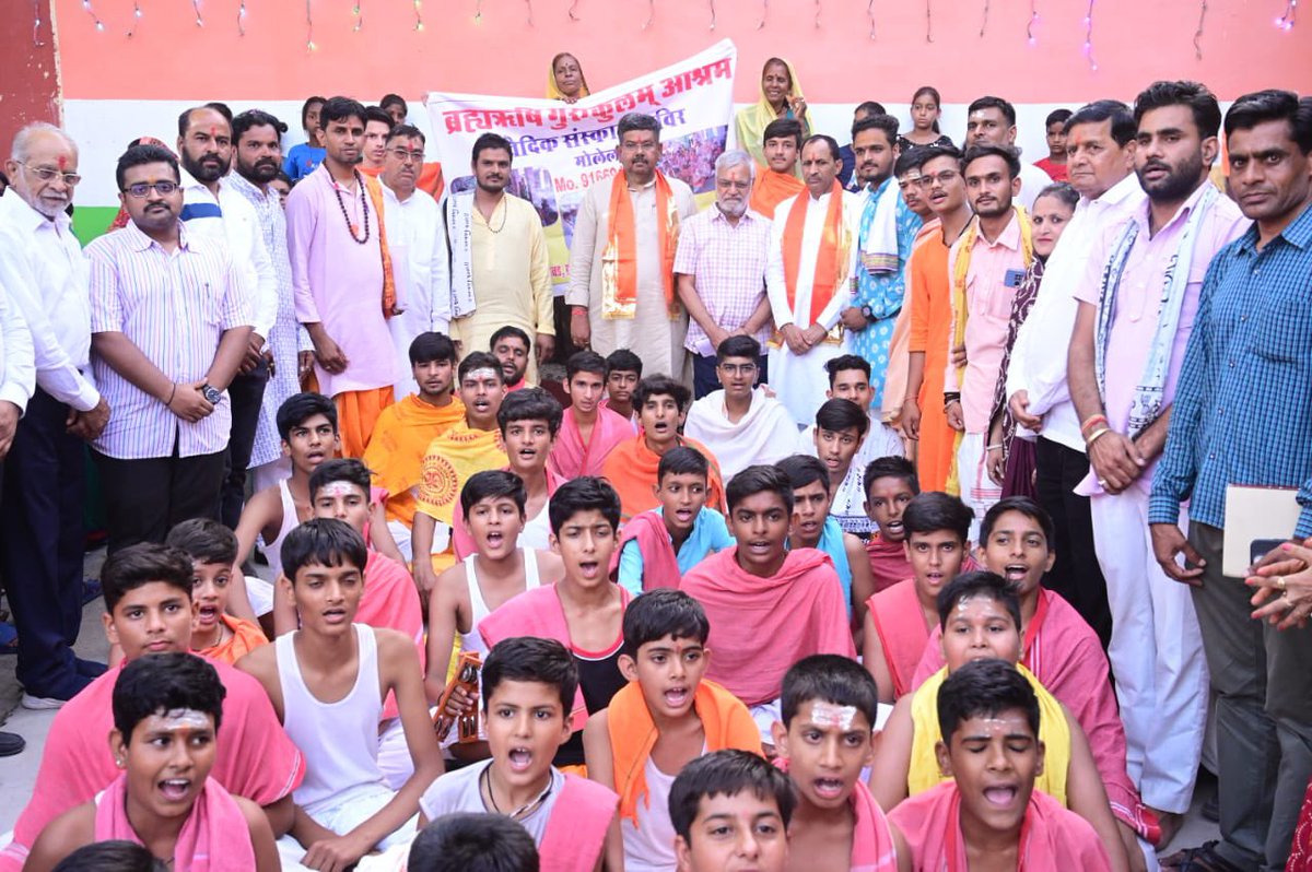 drcpjoshi's tweet photo. नाथद्वारा विधानसभा क्षेत्र के मोलेला गांव में महाराणा प्रताप व राणा पुंजा की प्रतिमाओं के साथ बने सर्किल का लोकार्पण एवं बड़ा भाणुजा-मोलेला-परावल सड़क का शिलान्यास किया। https://t.co/qitT54o17a