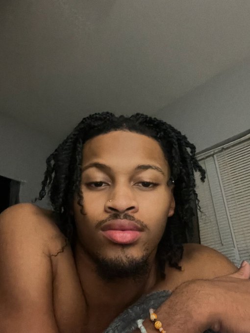 11:54 pm https://t.co/wDdmyDoipD