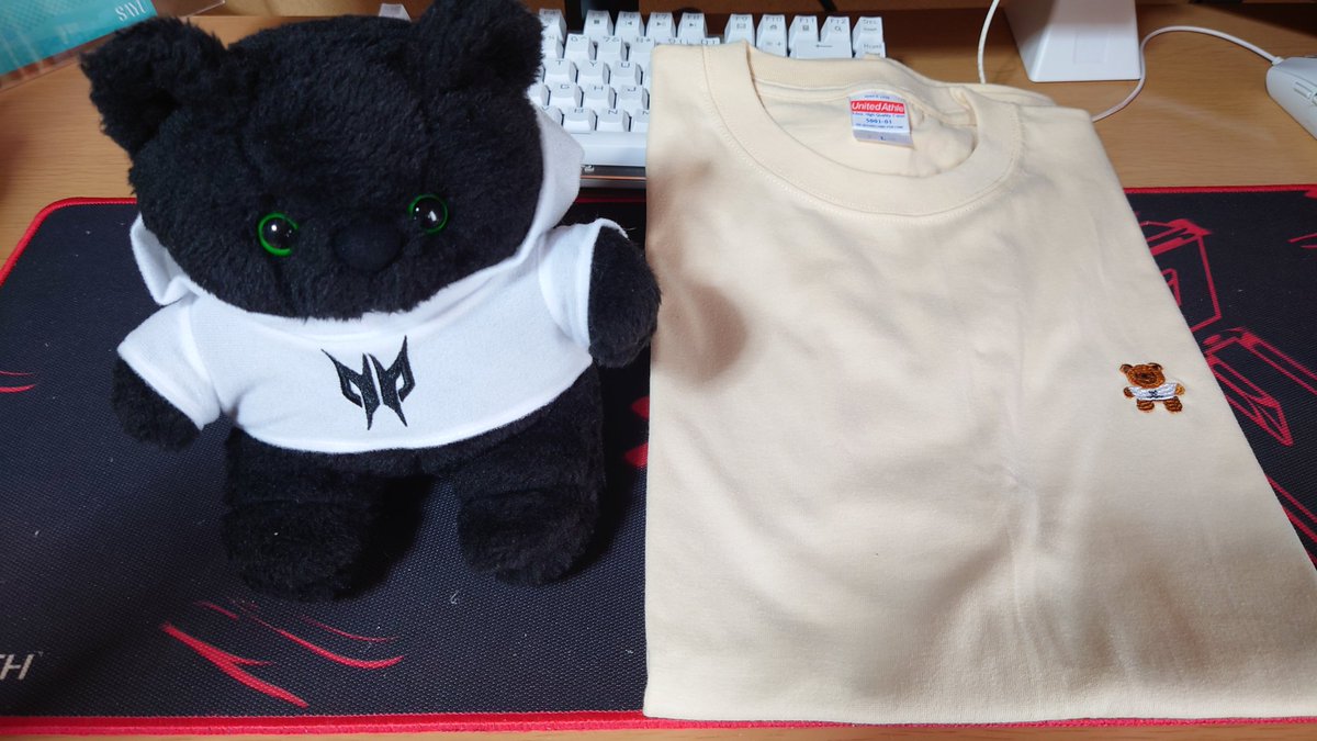 makokoma6's tweet photo. JPLの景品、プレベアぬいぐるみ&プレベアTシャツ届きました!
めちゃかわいい
耳の触り心地最高!!
#JPLWOT
#プレベア https://t.co/FIA5joCiiS