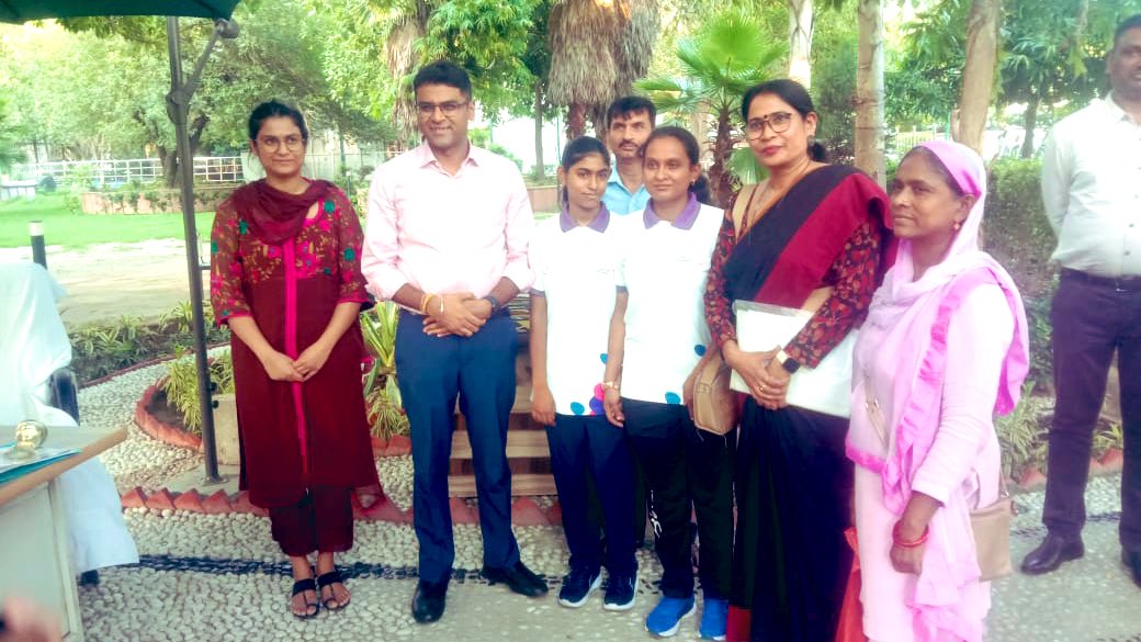 #ProudMoment Shilpa Pandey & Jasmeen firdoshi, Alumni of GGSSS No 3, Sarojini Nagar are representing India at Special Olympic World Games, Berlin 2023 Anupama, PET, who adopted them way back in school & guides, shared the tough journey! We wish them Good luck & more accolades!