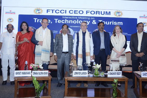 Last night enjoyed a brilliant evening with <a href="/FTCCI/">FTCCI ™</a> CEOs talking about the growing trade, tech and tourism links between 🇬🇧 and #Telangana