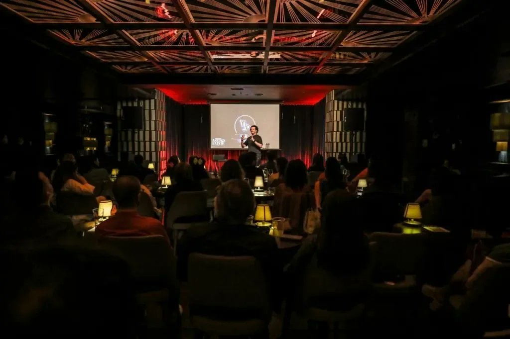 Must_Ent's tweet photo. Dün gece @dincerguner ile @AstroSahne, #TouchePSM sahnesindeydi... ✨

#DinçerGüner #AstroSahne 

#MustEntertainment #Organizasyon #Prodüksiyon #Menajerlik #Astroloji #Booking https://t.co/N4KO3vlT7V