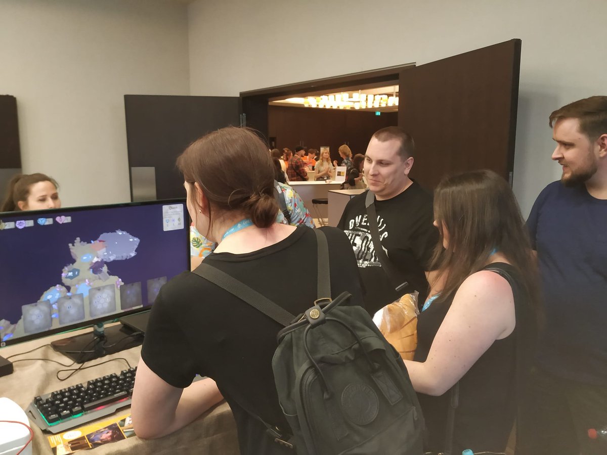 KnotHorn Studio (@knothornstudio) on Twitter photo So we did something last week - we showed a new prototype at the Indie Game Fest in Cologne!
And people really, really enjoyed trying it out, which means a Steam page is coming soon - and also, you can try it out at the #DoKomi2023 in Düsseldorf! So we did something last week - we showed a new prototype at the Indie Game Fest in Cologne!
And people really, really enjoyed trying it out, which means a Steam page is coming soon - and also, you can try it out at the #DoKomi2023 in Düsseldorf!