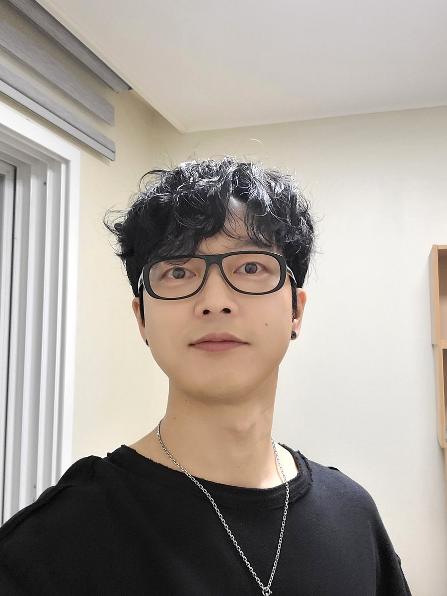 알려드립니다~!

국카스텐이 메이플스토리와 다시 한번 새로운 음원 작업을 함께하였습니다! 
메이플스토리의 새로운 영웅 테마송 <Crack> 많은 사랑 부탁드립니다🫶🏻
풀버전 보러가기 : youtu.be/fmpBVYA4P1Y