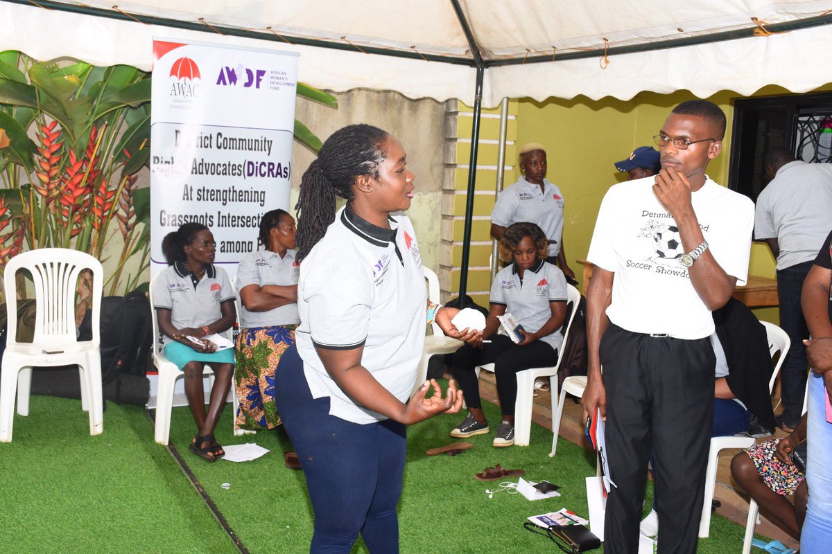 awacuganda's tweet photo. Day 2:
As we dive deeper in the #DiCRAs’ orientation on #GrassrootSocialAccountability, we start with a recap of Day one sessions, with Participants sharing their learnings from concepts, such as gender, intersectionality, transformational leadershi.
@awdf01 https://t.co/MSKEDoA2Qv