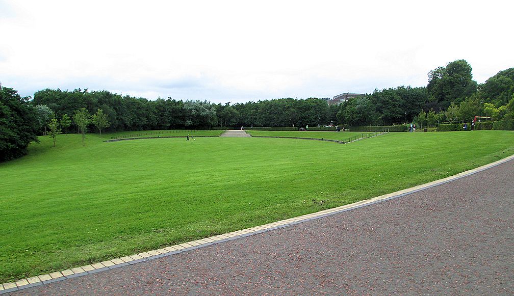 **Bernard McGlinchey Town Park** in #Letterkenny, is one of our new Civic Dollars earn zones.
You can earn 1 Civic Dollar for every 30 minutes you spend here and then use the Civic Dollars for your own rewards or donate them to a local community group or charity. #VisitDonegal