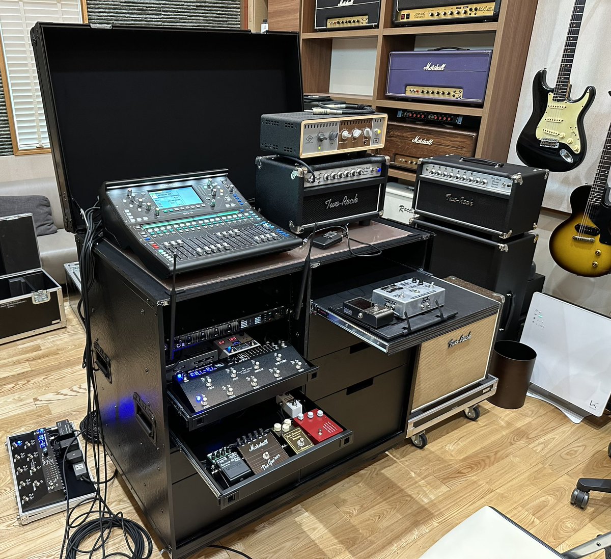 system_of_unity's tweet image. 完成間近のシステムラック兼引き出しケースのチェックでしたー

秋冬はこんな感じになりそうです。

あの、延長して使える秘密のボックスも導入済み👍