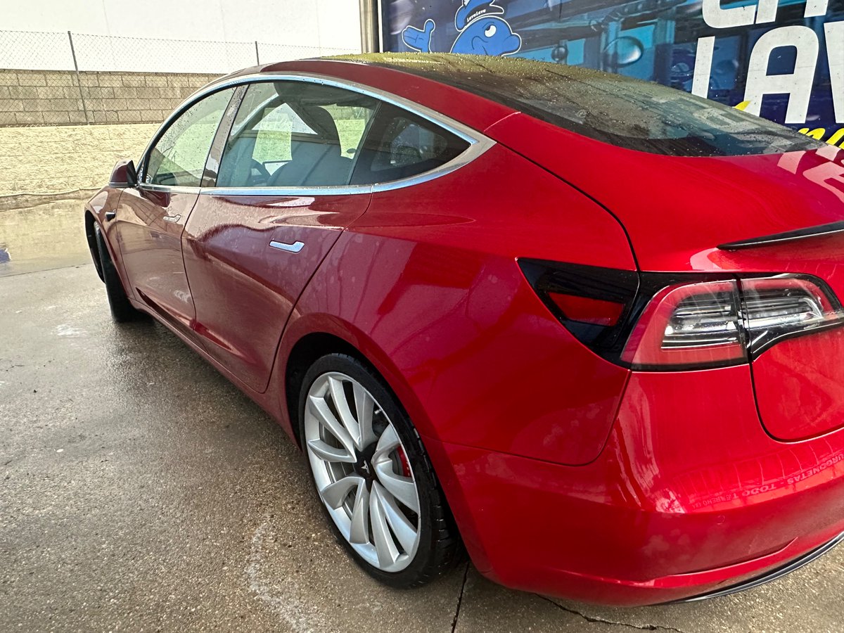 alquilauntesla's tweet photo. Listo para hacer disfrutar a un nuevo cliente
#alquilauntesla #rentatesla #rentacar #tesla #teslamodel3p https://t.co/GRXW64TX7p