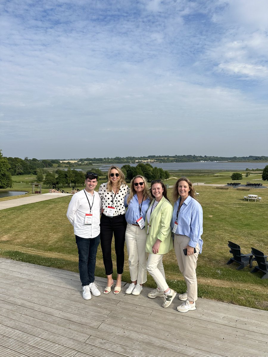 Meet in Ireland tweet media