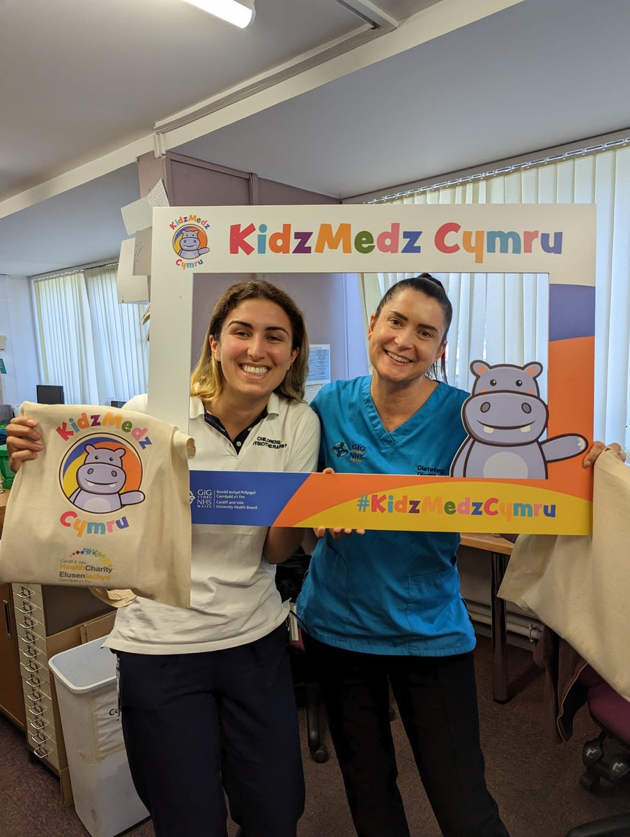 CV_Pharmacy's tweet photo. A few highlights from yesterdays KidzMedz Cymru launch! 🦛🌈💊

We are so excited to work with teams across the hospital to roll out this amazing project.
Thank you to everyone for your support - watch this space! @CV_UHB @Health_Charity @CAVCYPDiabetes #KidzMedzCymru https://t.co/YZExzChKsA