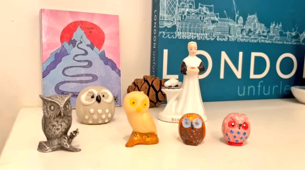 ioannaonline's tweet image. Somehow I missed the video from last year until now MATCHBOOK STORIES hanging out with the owls ❤❤❤❤🙏😭