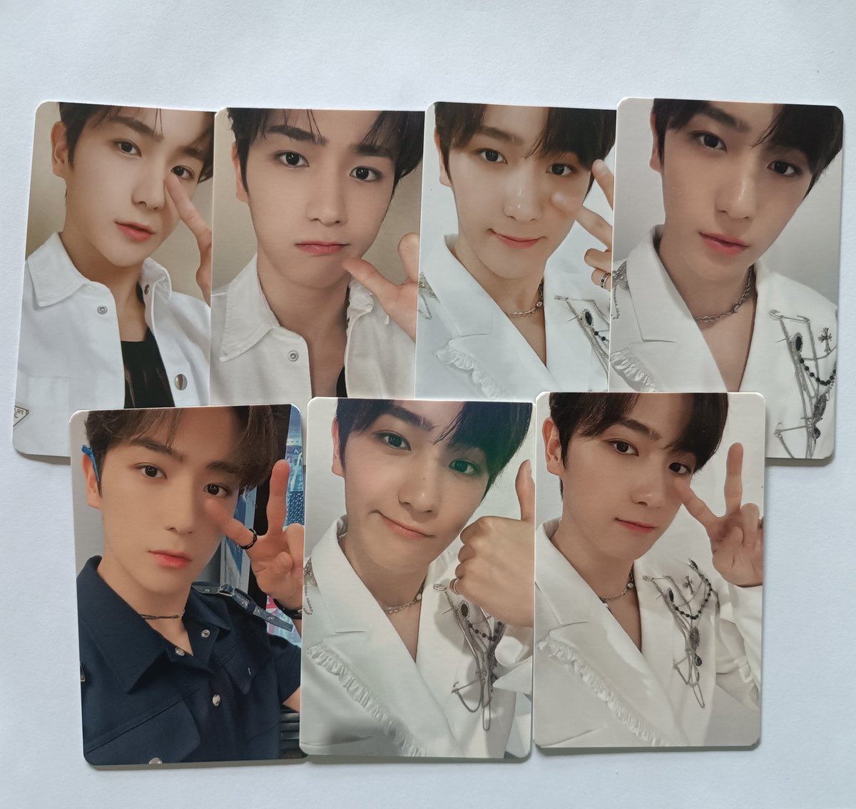 lhjmails's tweet photo. wts lfb ph

the boyz hyunjae theb zone encore tc &amp; md pc

• 350 for all
• onhand
• 3 days reservation
• can do shopee COD ! https://t.co/DHdFpIPDDh