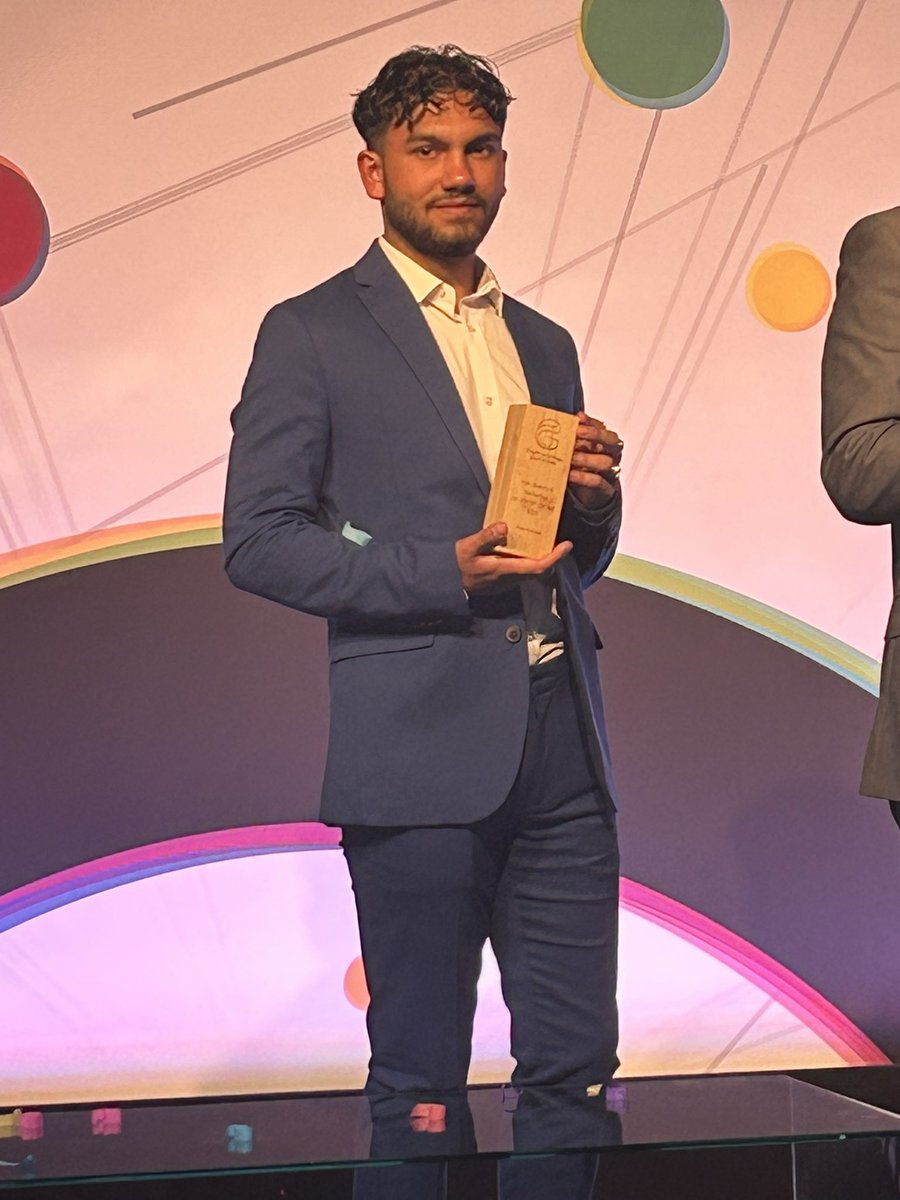 Anne Pickering #FE tweet media