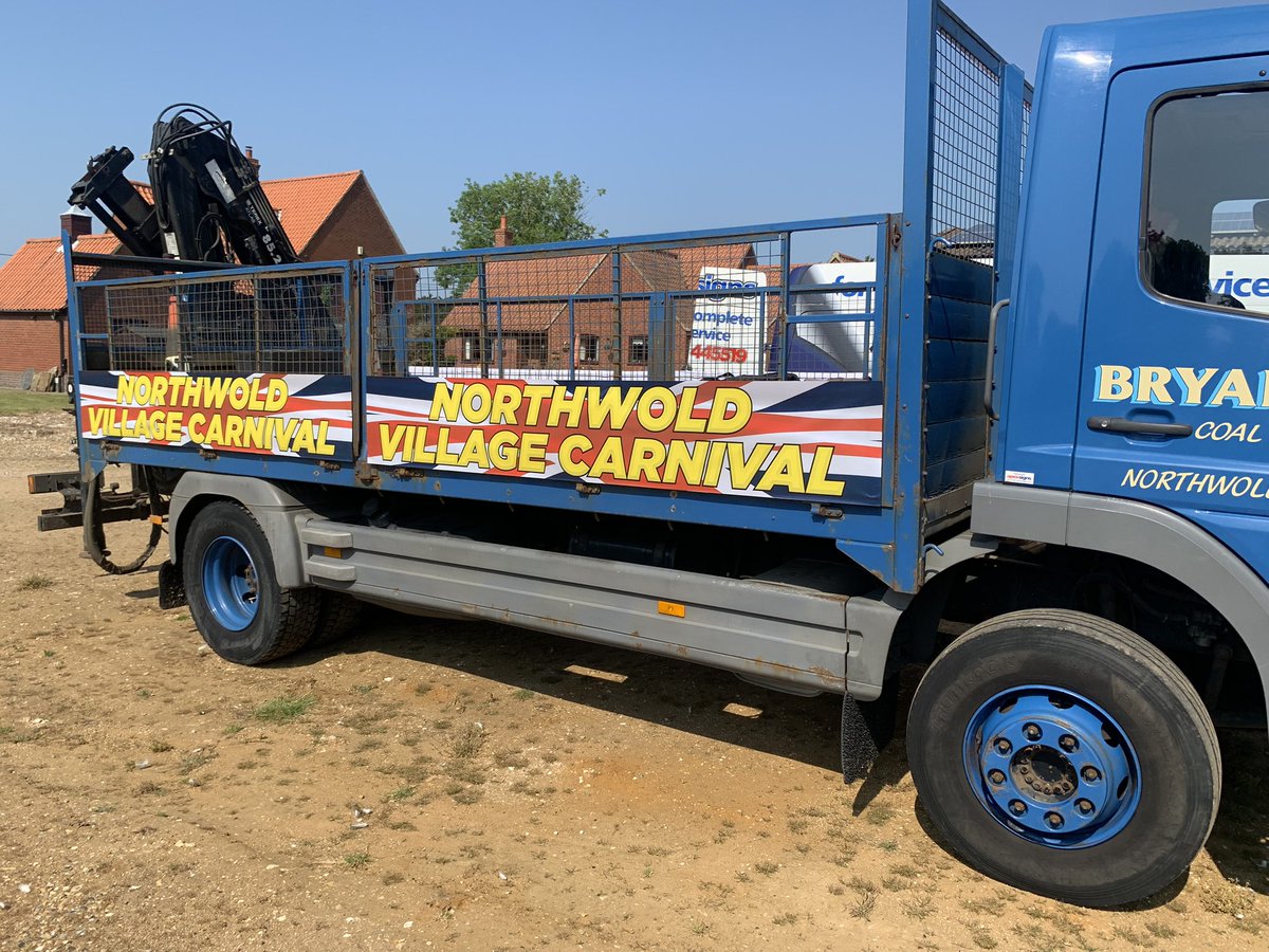 apex_signs1's tweet image. NRS Ltd truck jazzed up for the Northwold Village Carnival on Saturday. #supportlocalbusiness
#friendsofapexsigns
#pvcbanners #signs
#digitalprinting