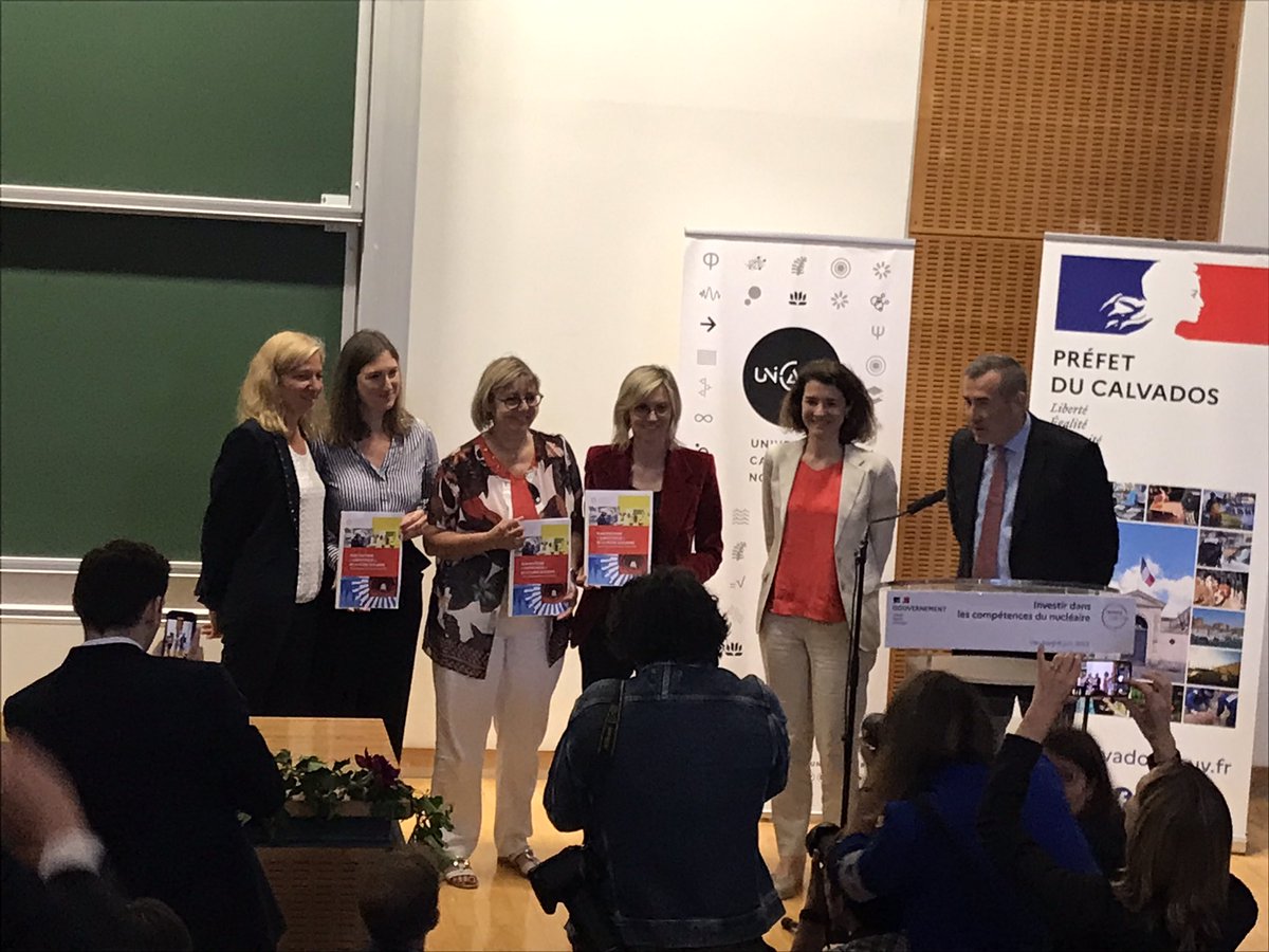 Relance du nucléaire, la <a href="/RegionNormandie/">Région Normandie</a> vitrine du nucléaire en France. 

Les enseignants du
<a href="/LPC_CAEN/">Laboratoire de Physique Corpusculaire de Caen</a> aux côtés de l’<a href="/Universite_Caen/">Université de Caen Normandie</a> depuis 75 ans !

Compétences Métiers Avenir

<a href="/CNRS/">CNRS 🌍</a> <a href="/ENSICAEN/">ENSICAEN</a> 
 
#France2030, #FranceNationVerte
<a href="/AgnesRunacher/">Agnès Pannier-Runacher 🇫🇷🇪🇺</a> <a href="/sretailleau/">Sylvie Retailleau</a> 
<a href="/CGrandjean_/">Carole Grandjean</a>