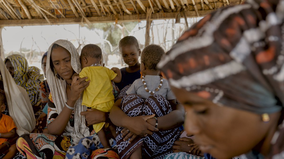 kindaysamba's tweet photo. En Mauritanie, la #malnutrition aiguë modérée constitue un défi majeur pour les  enfants et les femmes enceintes et allaitantes.
Découvrez les initiatives du #PAM, en collaboration avec le gouvernement et des ONGs locales pour vaincre cette épidémie.
👉🏿https://t.co/Sulb4Es1Qd https://t.co/ffsrgaxZKr