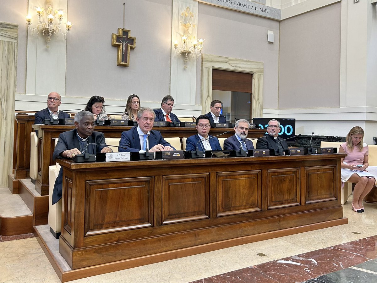 Il ministro <a href="/adolfo_urso/">Adolfo Urso</a> è intervenuto in apertura dei lavori del “Business Ethics Summit”, forum internazionale sui temi dell’etica applicata al business, presso la Pontificia Accademia delle Scienze della Città del Vaticano.
<a href="/UniLUMSA/">Università LUMSA</a>