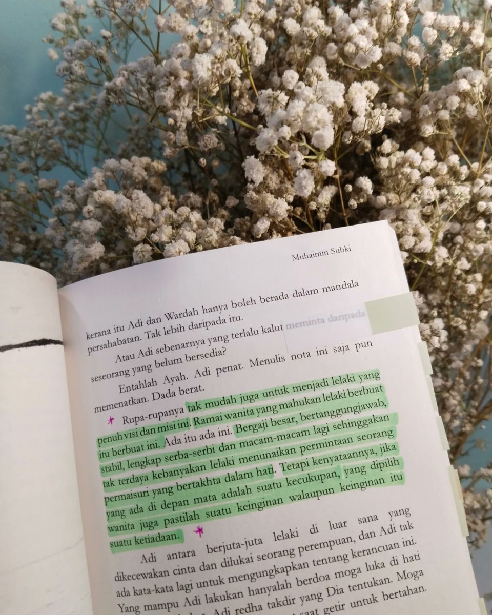 Bukan sekadar buku tentang cinta, tetapi juga sarat dengan pesanan ringkas ketika sibuknya kita menuju kedewasaan. 

“Inilah kehidupan,kita tiada pilihan melainkan untuk terus berjalan. Seberat mana kenangan dan kedukaan yang kita bawa, hidup ini menuntut kita terus berjalan.”