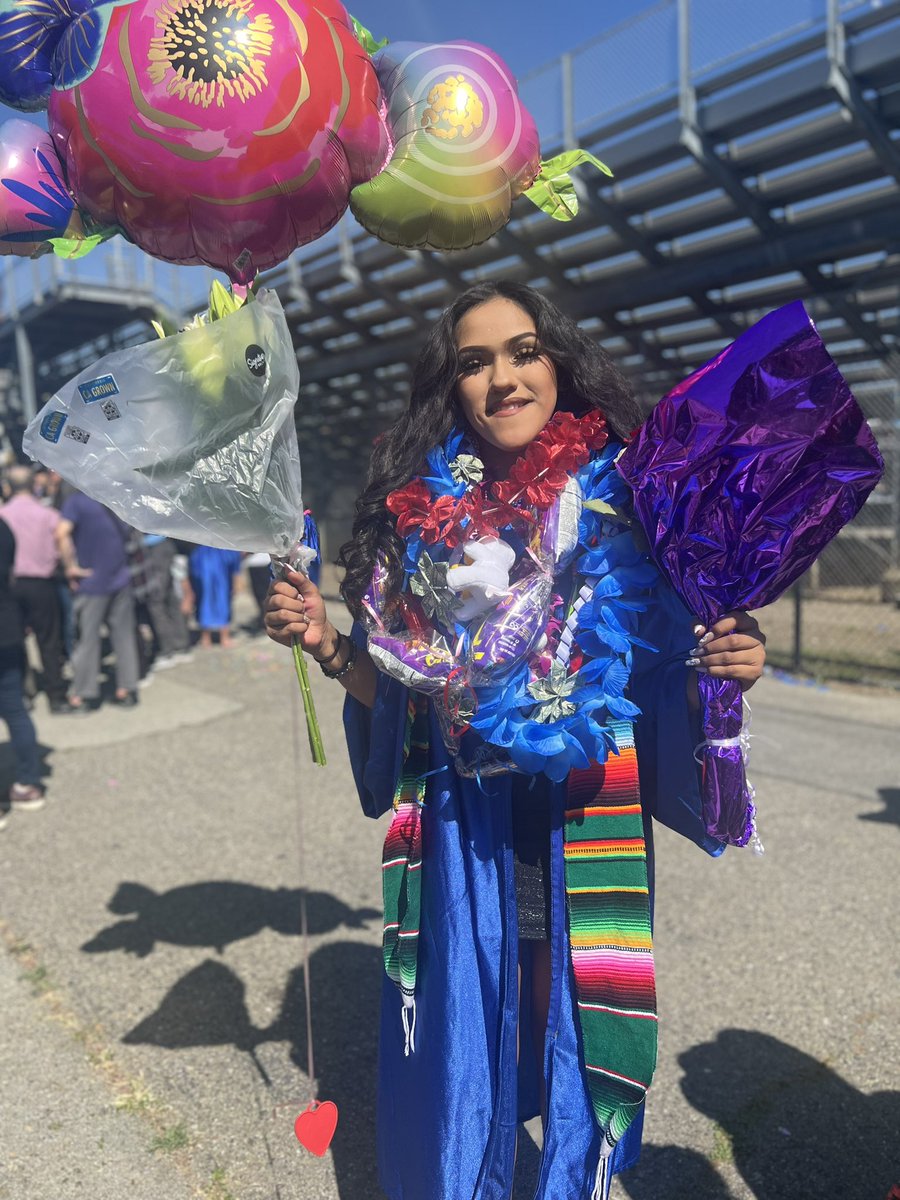 ccarrillo1983's tweet photo. And just like that… I have two high schoolers! Finally an updated family pic with all Three Kids! Love my Tribe
Congratulations my Baby Girl!
Class of 2023! #Classof2023 #middleschoolpromotion https://t.co/ySdIyFYxH3