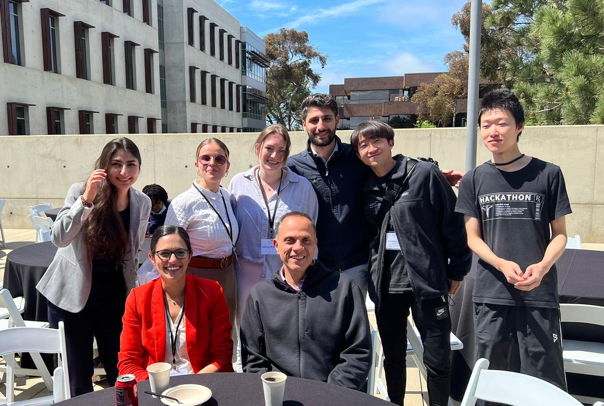 Wanunu Lab (@wanunulab) on Twitter photo Nice catching up with the knights of nanopore science, <a href="/AkesonUCSC/">Mark Akeson 🇺🇸🇺🇦</a> Muthukumar and Gundlach. At the <a href="/NHGRI/">NHGRI</a> grantee meeting with <a href="/SRouhanifard/">Sara Rouhanifard</a> and students. <a href="/NUBioE1/">Northeastern University Bioengineering</a> @northeastern Nice catching up with the knights of nanopore science, <a href="/AkesonUCSC/">Mark Akeson 🇺🇸🇺🇦</a> Muthukumar and Gundlach. At the <a href="/NHGRI/">NHGRI</a> grantee meeting with <a href="/SRouhanifard/">Sara Rouhanifard</a> and students. <a href="/NUBioE1/">Northeastern University Bioengineering</a> @northeastern