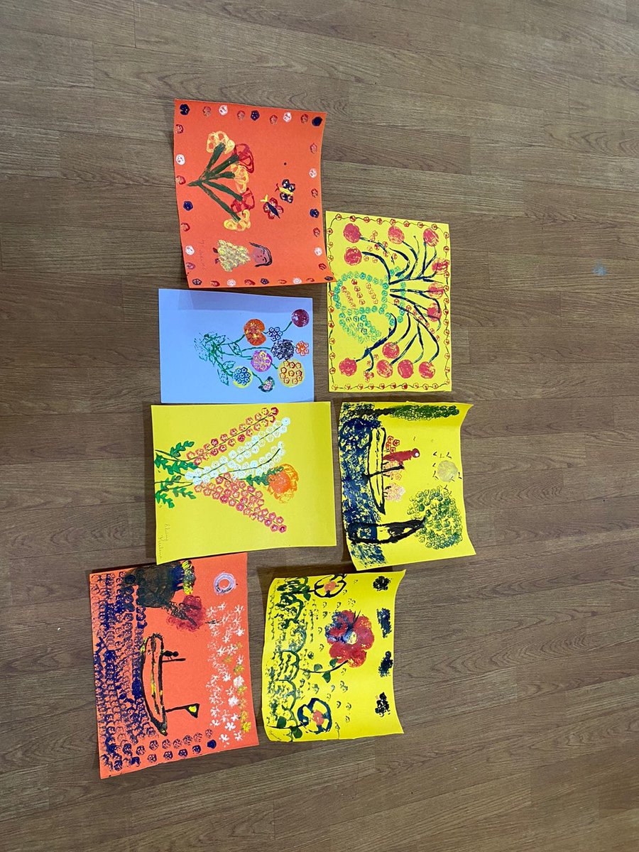 actcoursesasia's tweet image. TPR based warmers and various ways to set context for lessons.
#Stagesofdevelopment and #healthandnutrition  were important components for the day.
Finally wrapping off the day with #vegetableprinting
#asiancollegeofteachers #teacherstraining #education #ProfessionalDevelopment