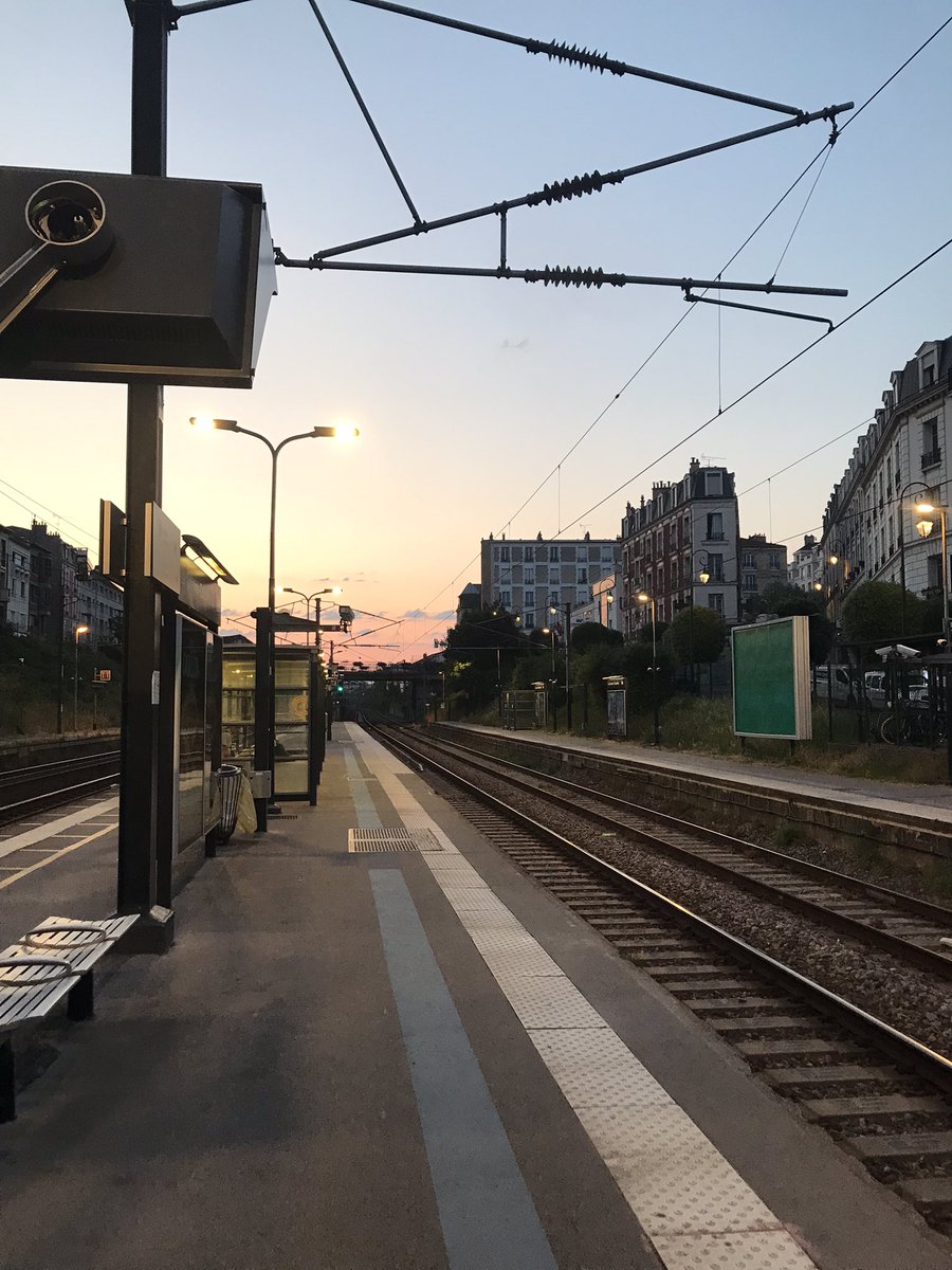 defimedoc's tweet image. En route pour les journées de l’#APPEX à #Nantes ! Nous allons présenter @defimedoc et son intérêt pour les étudiants
Cette année, les étudiants de Bordeaux, Strasbourg et Amiens ont pu profiter de l’appli pendant leur stage. Une aide précieuse au comptoir et pour les révisions !