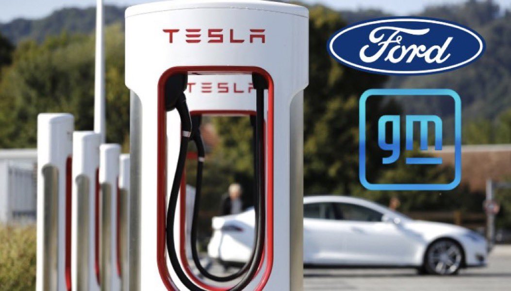 ⚠️ Attn! The charging infrastructure 4 EVs remains fragmented, hindering widespread adoption. Different companies using incompatible standards pose challenges for convenience and ease of charging. Ford-Tesla-GM partnership is a step forward, but larger issues still need attention
